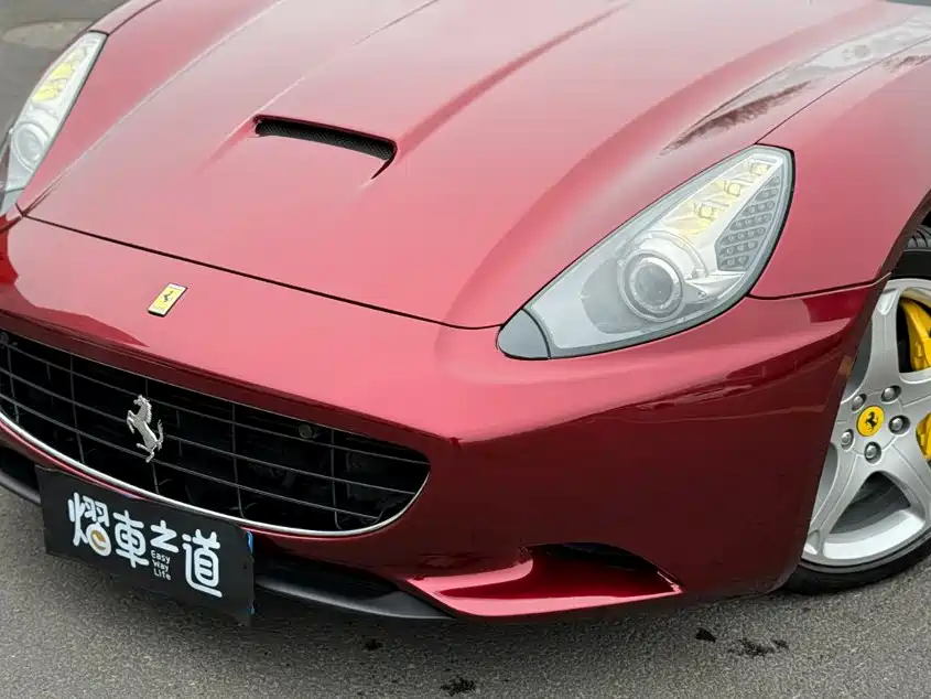 Ferrari California T 2010 2009 4.3L Standard