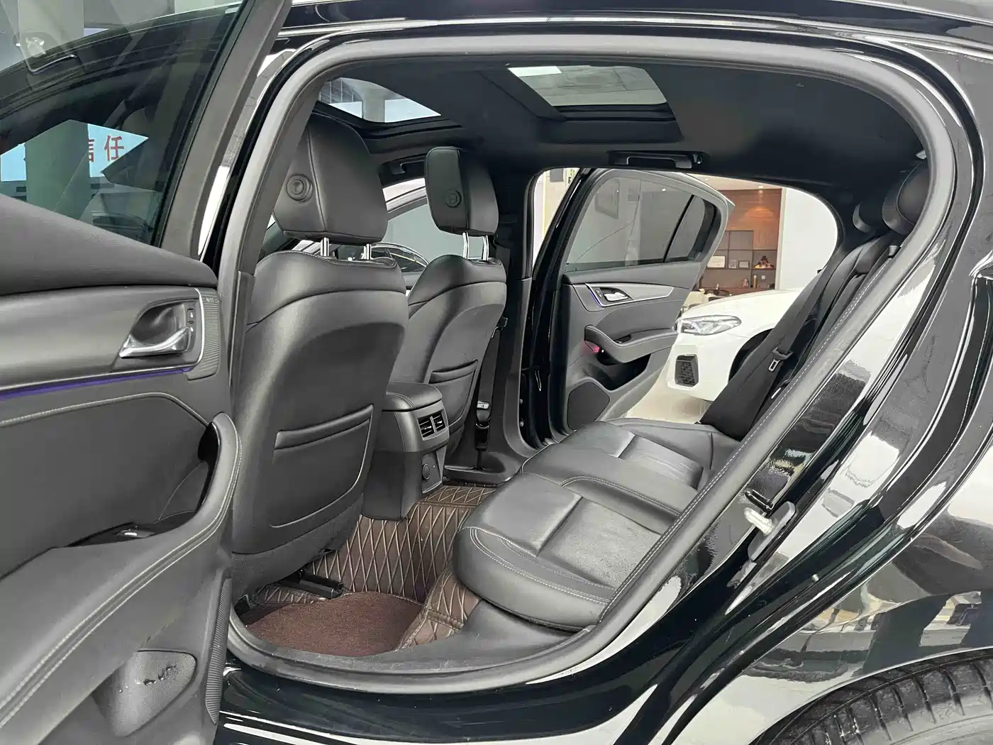Cadillac CT5 2024 28T Luxury Model Pro фото 10