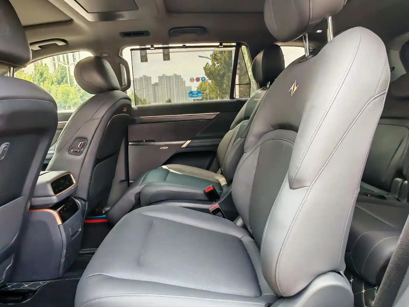 2026 Dongfeng Yipai eπ008