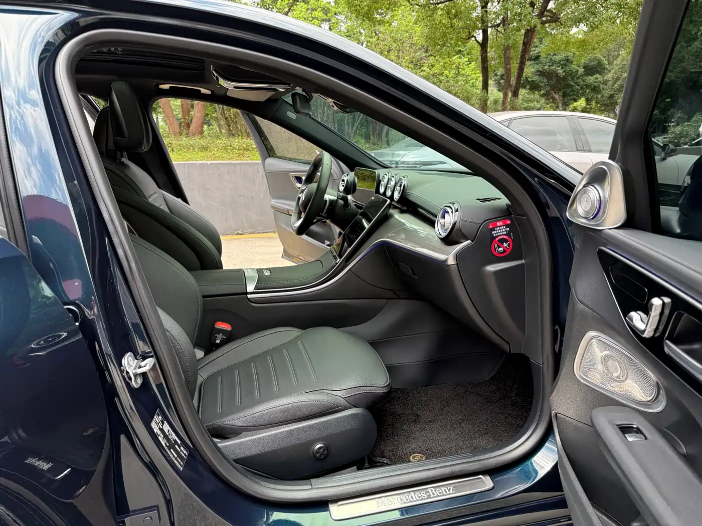 Mercedes-Benz C-Class 2025 Facelift C 260 L Sport Edition фото 13