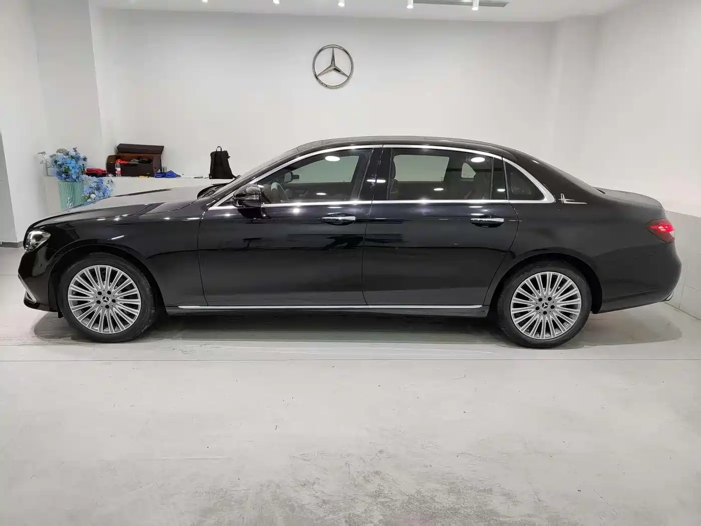 Mercedes-Benz E-Class 2022 Facelift E 300 L Fashion Style фото 2