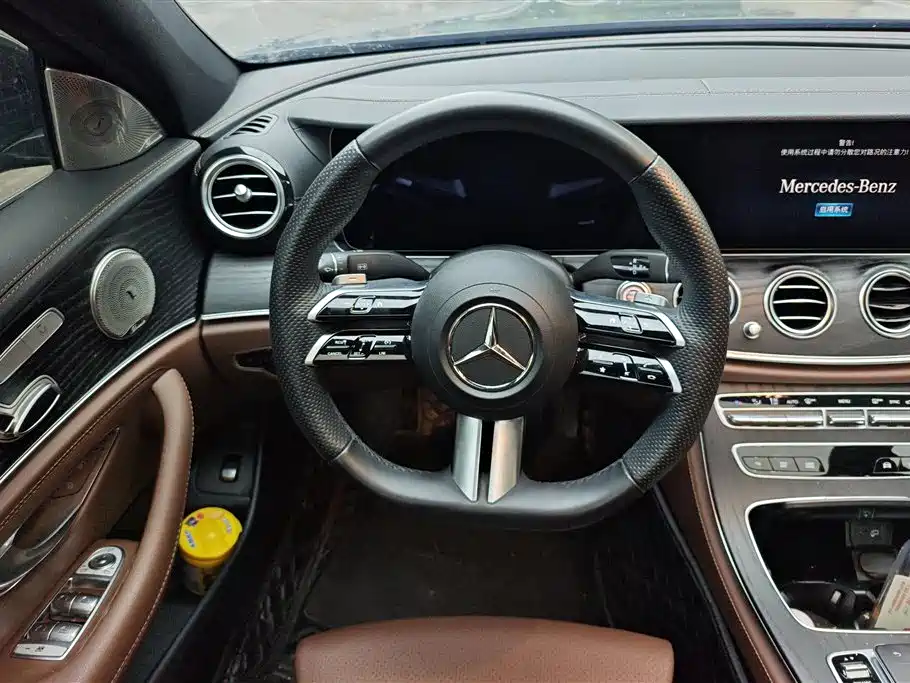 Mercedes-Benz E-Class 2023 E 260 L Sport фото 15