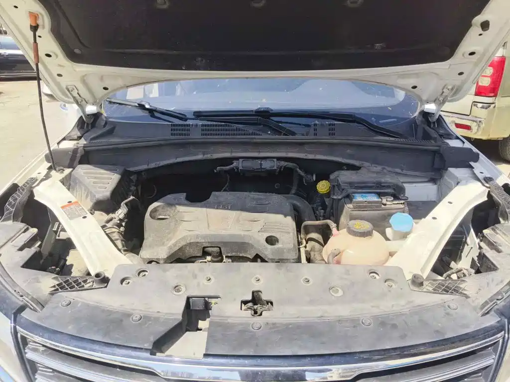 Photo 9 - Roewe RX5