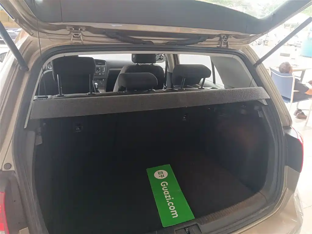 Volkswagen Golf 2016 1.6L Automatic Comfort фото 15
