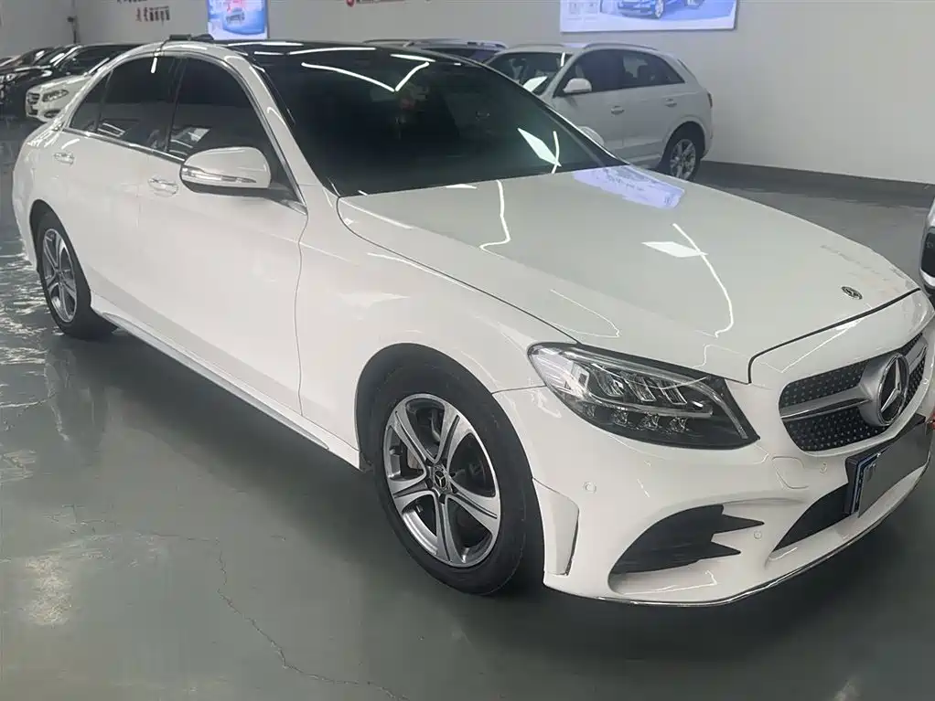 Mercedes-Benz C-Class 2019 C 260 L Sport фото 4