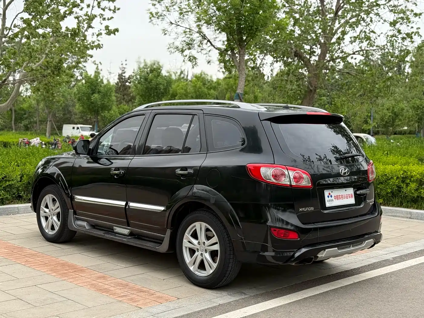 Hyundai Santa Fe Classic 2010 2.4 Luxury 7-Seater AWD фото 19