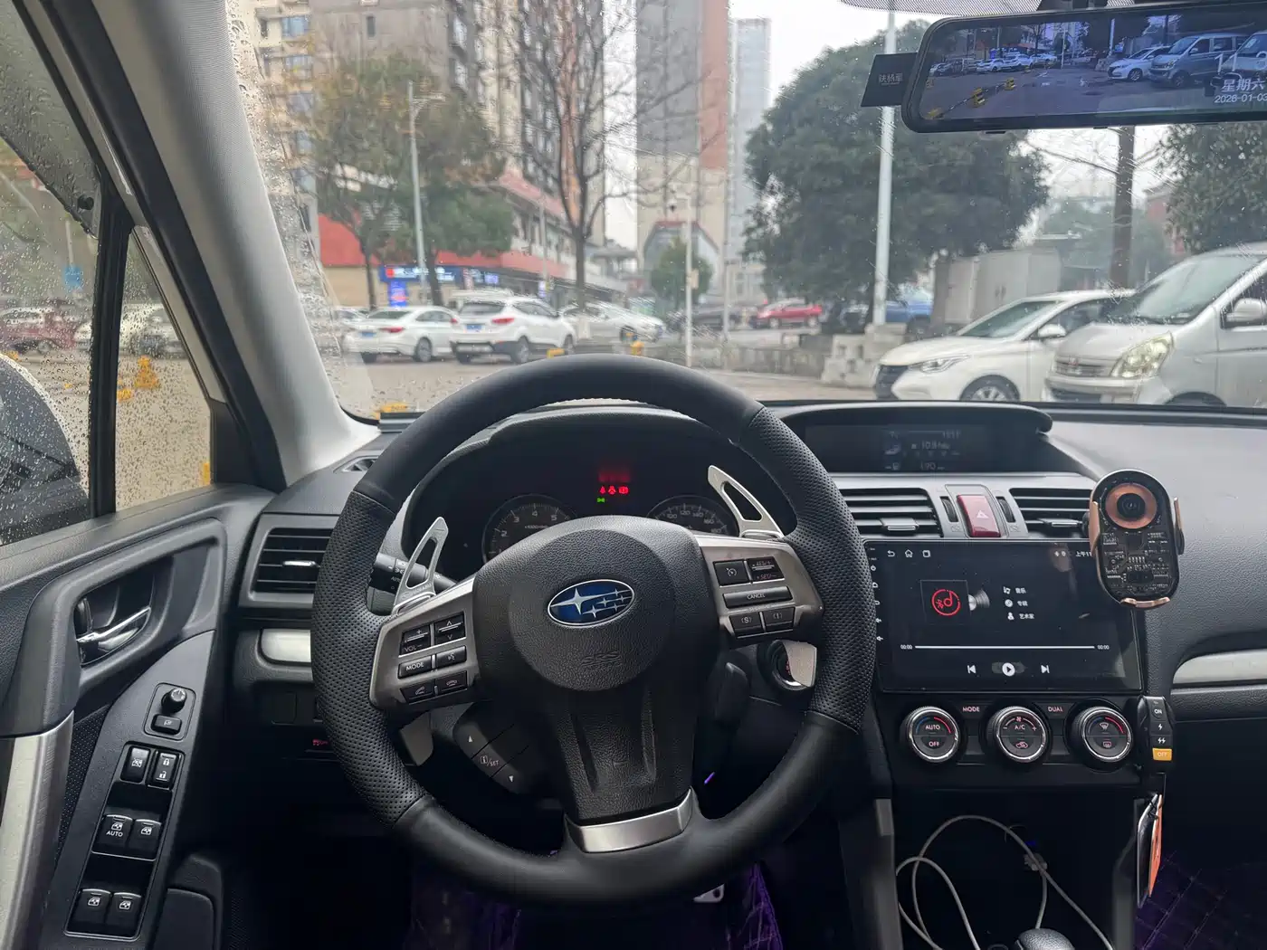 Subaru Forester 2013 2.5i Automatic Elite Navigation Edition фото 9