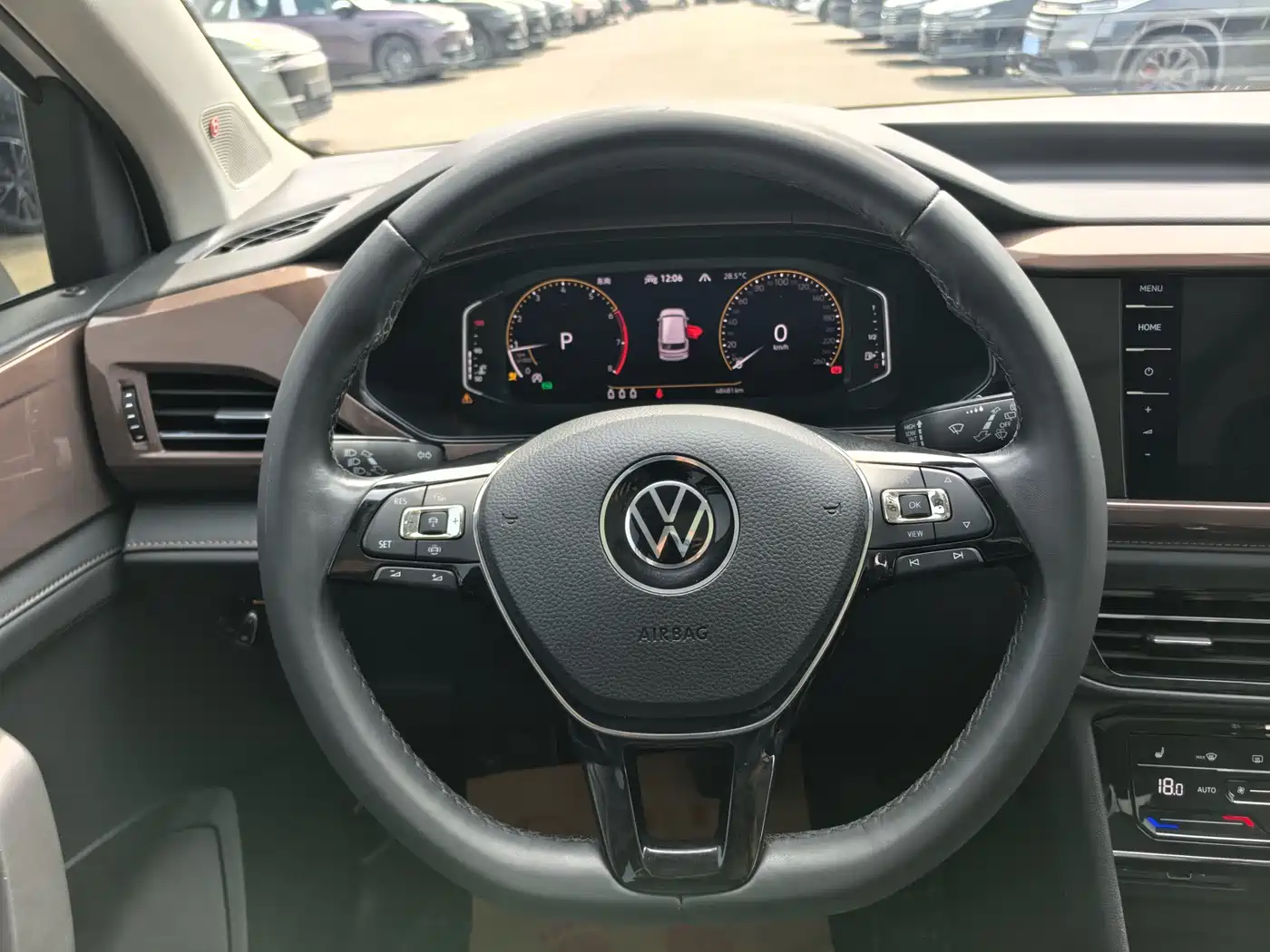 Volkswagen Tharu 2021 330TSI 4WD Luxury Plus фото 10