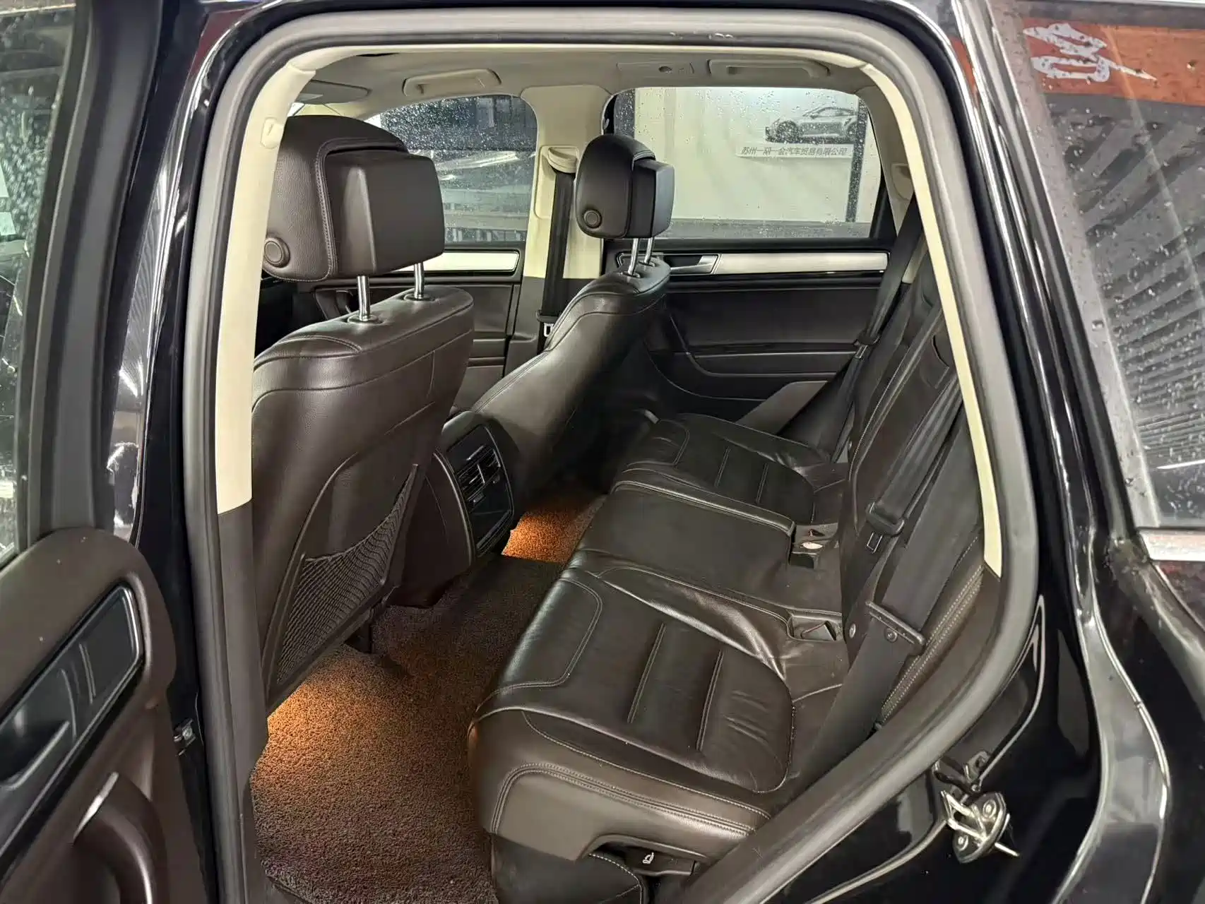 Photo 8 - Volkswagen Touareg