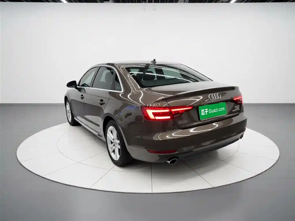 Audi A4L 2017 Plus 40 TFSI Progressive фото 5