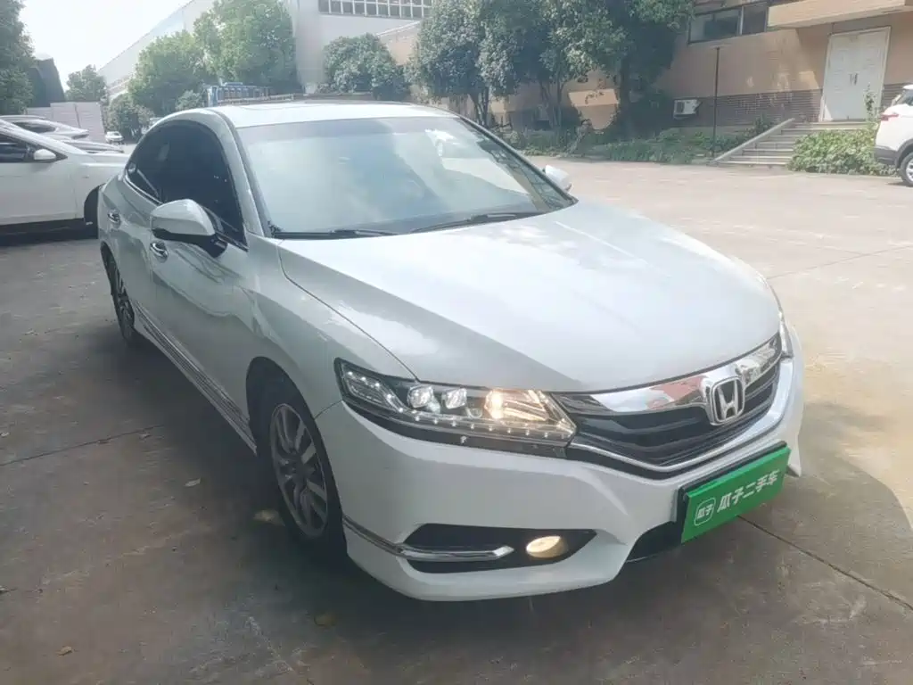 Honda Spirior 2015 2015 2.0L Premium Edition