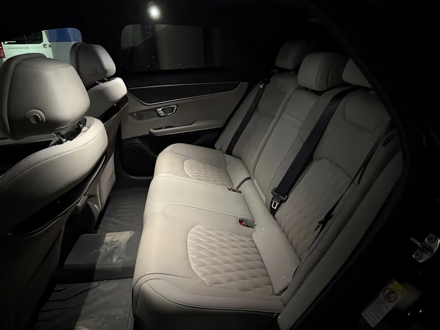 BYD Han 2025 DM-i 125KM LiDAR Smart Driving фото 6