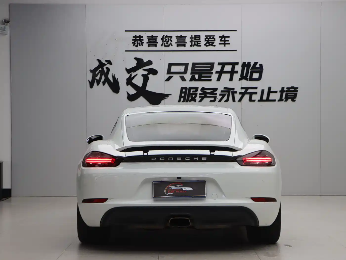 Porsche 718 2018 Cayman 2.0T фото 5