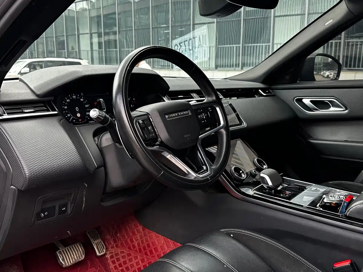 Land Rover Range Rover Velar 2021 P250 Gloss Black Collector's Edition фото 6