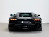 Фото 4 - Lamborghini Aventador