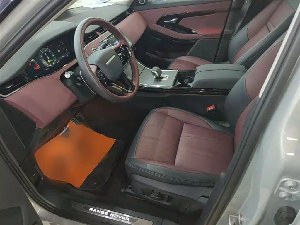 Land Rover Range Rover Evoque 2024 Range Rover Evoque L 249PS Light Master Edition фото 14