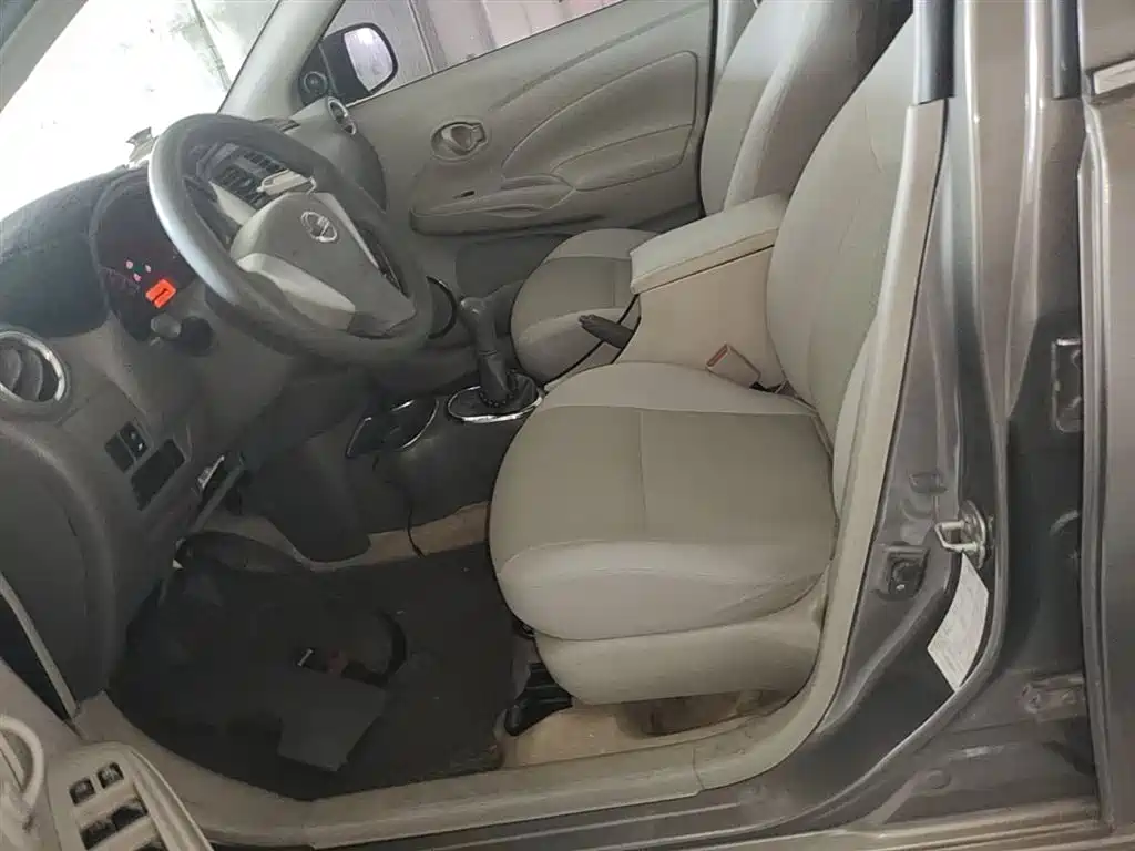 Nissan Sunny 2016 2015 1.5XE Manual Comfort