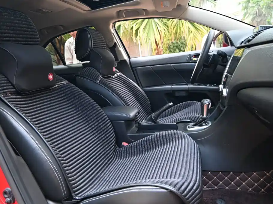 Suzuki Kizashi 2016 2011 2.4L 2WD Sport Navigation Edition