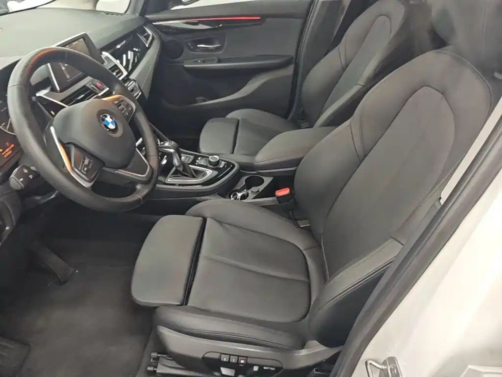 BMW 2 Series Touring 2016 2016 218i Sport Design Package