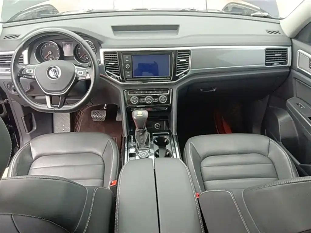 Volkswagen Teramont 2019 380TSI 4WD Luxury China V фото 10