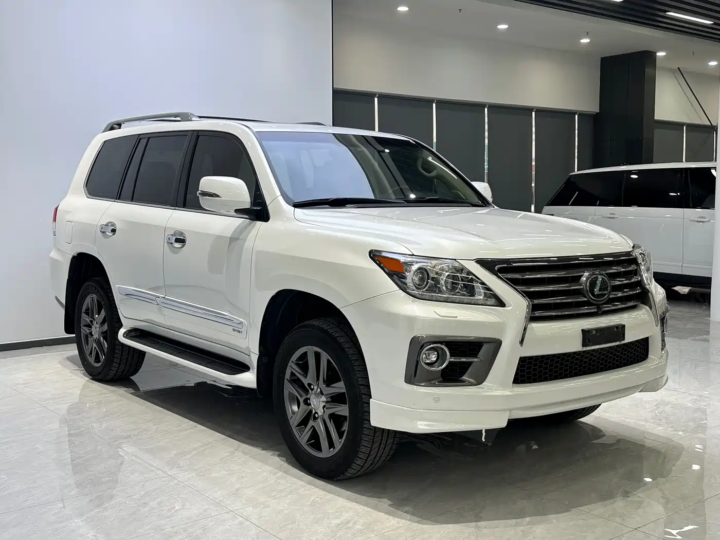 Lexus LX фото 3
