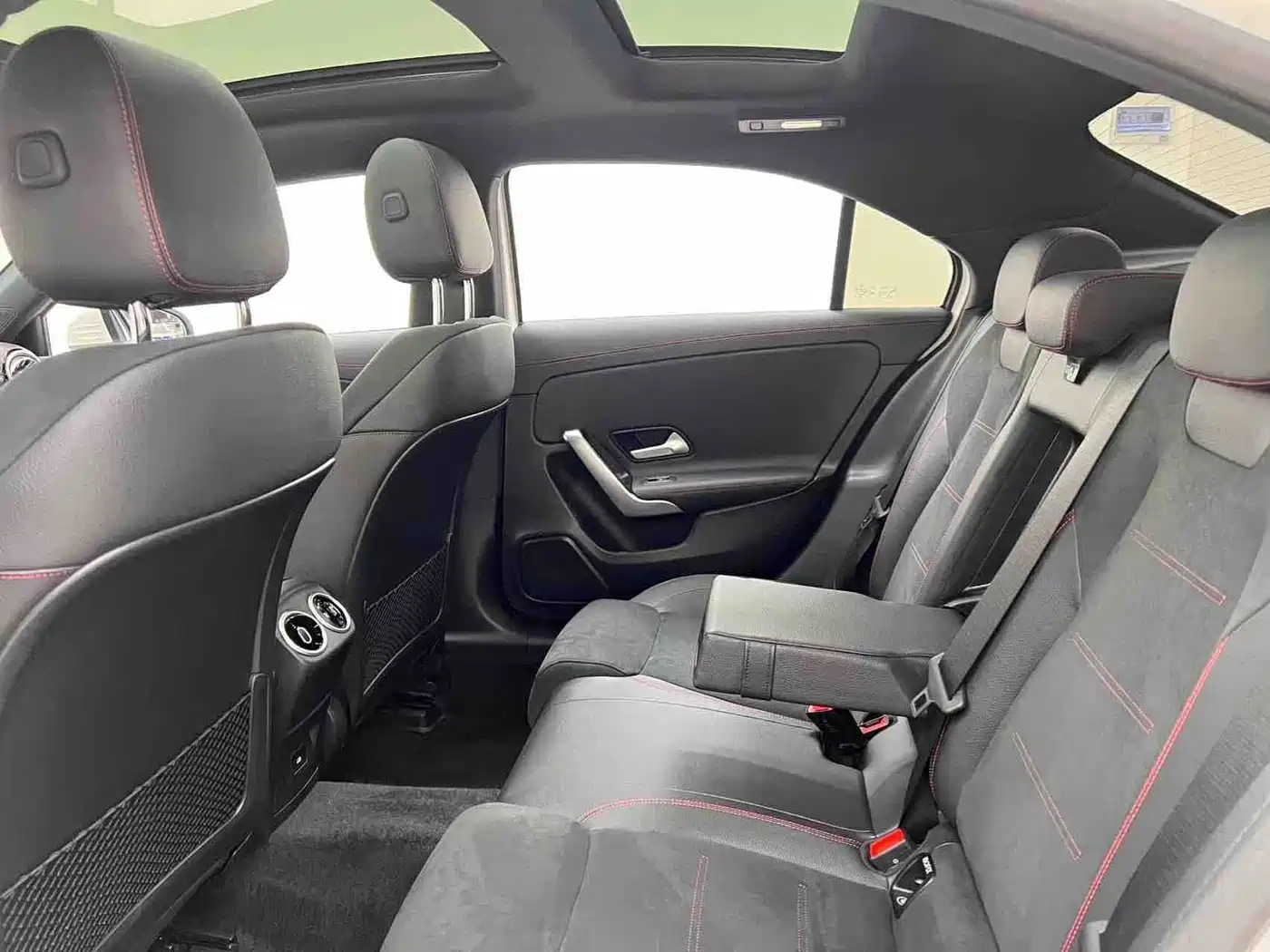 Mercedes-Benz A-Class 2025 2025 A 200 L Fashion Edition