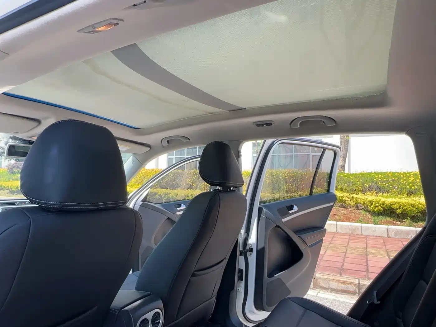 Volkswagen Tiguan 2016 Model 300TSI Automatic 2WD Luxury Edition фото 16