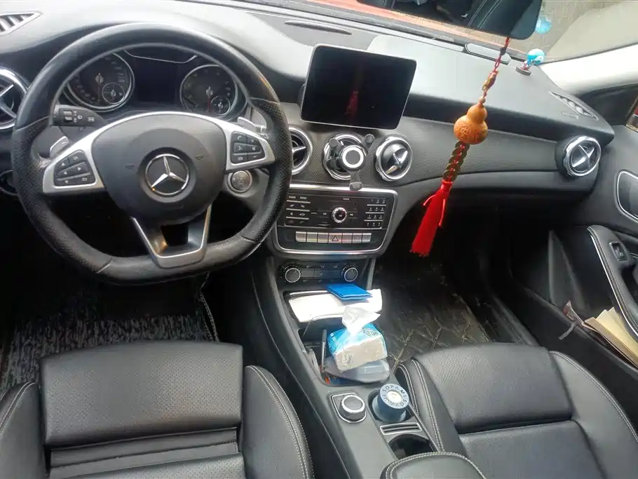 Mercedes-Benz GLA 2019 GLA 200 Dynamic фото 12