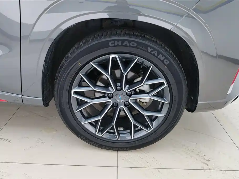 CHANGAN CHANGAN AUCHAN Z6