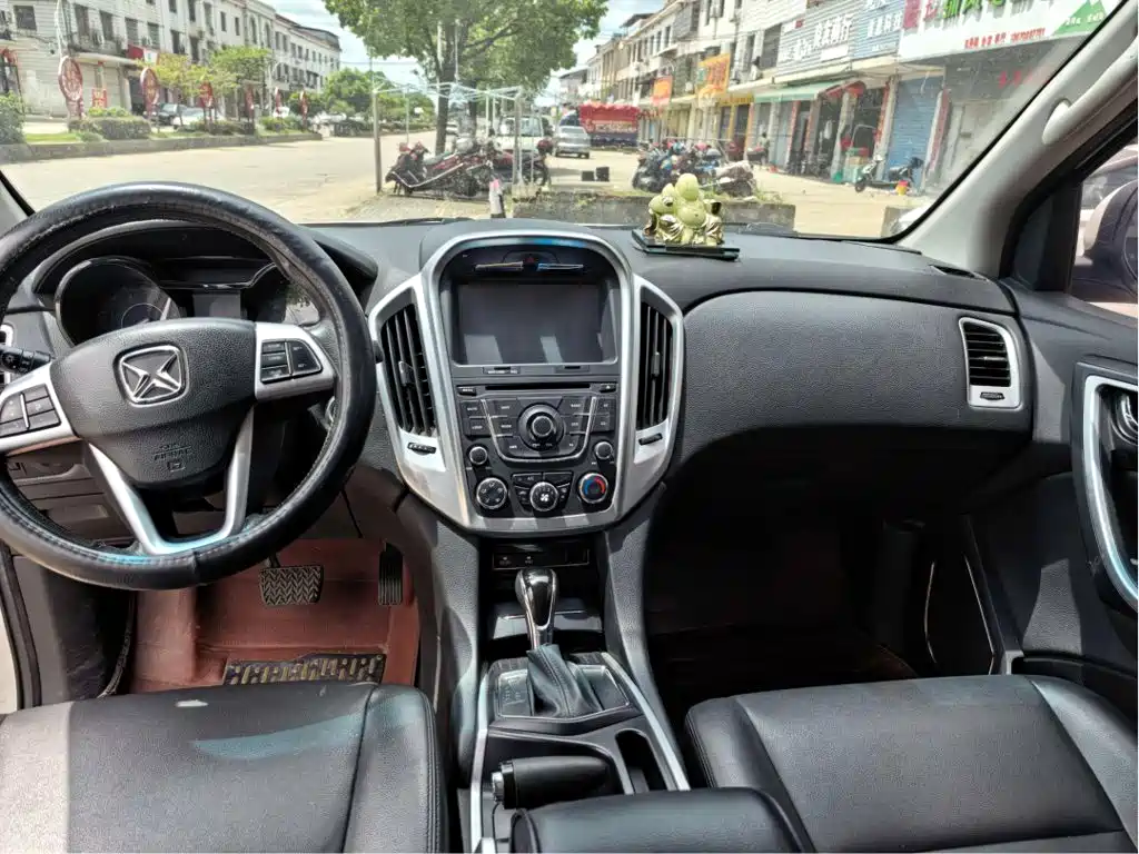 Jiangling Yusheng S350 2015 2014 2.4T Auto 2WD Diesel Luxury Sunroof 5-seater