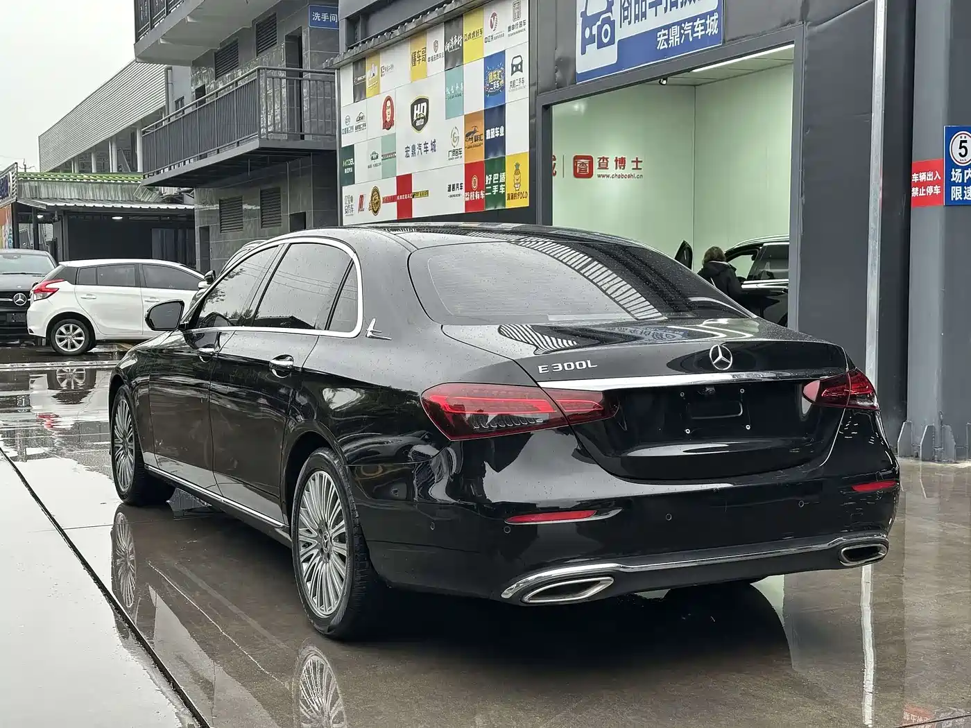 Mercedes-Benz E-Class 2021 E 300 L Fashion фото 4