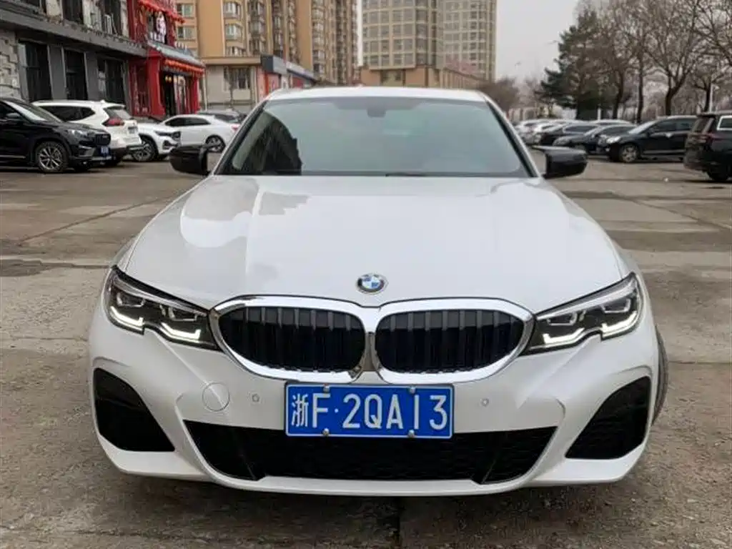 BMW 3 Series 2022 320i Sport Package