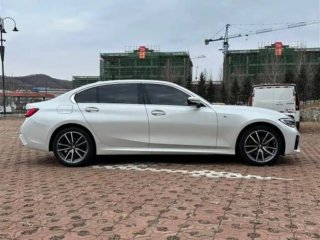 BMW 3 Series 2022 320Li M Sport Package фото 4