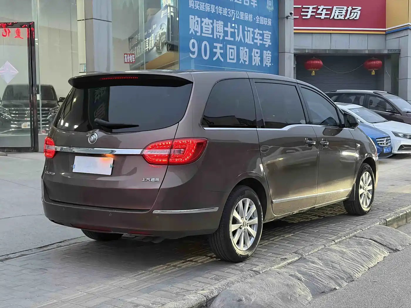 Buick GL8 2018 28T Luxury Model China VI фото 9