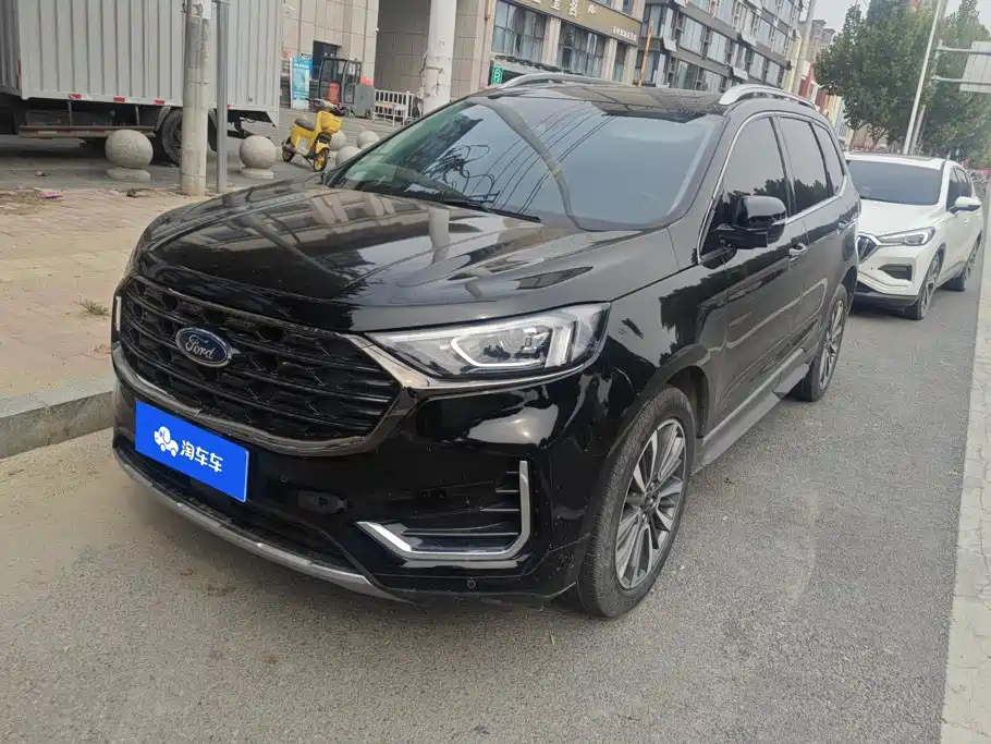 Фото 1 - Ford Edge