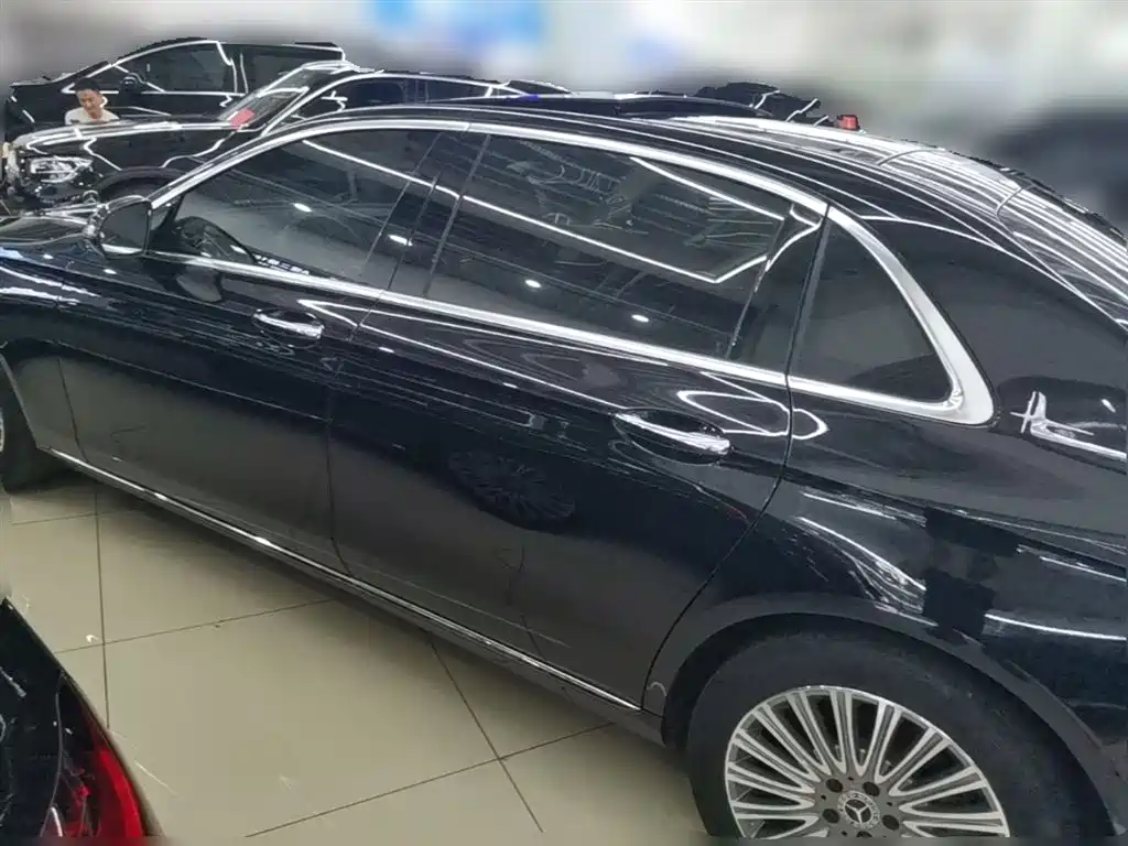 Mercedes-Benz E-Class 2022 Second Facelift E 300 L Luxury фото 9