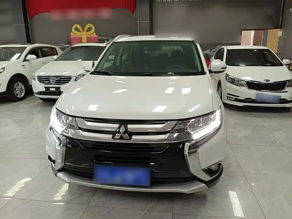 Mitsubishi Outlander 2017 2018 2.0L 2WD Glory Edition 5-seater