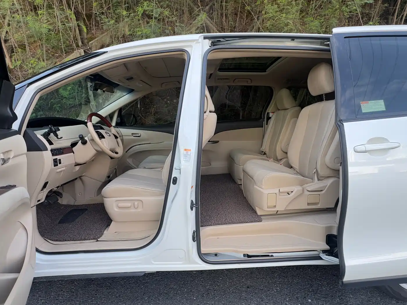 Toyota Previa 2017 2012 2.4L 7-Seater Luxury Edition