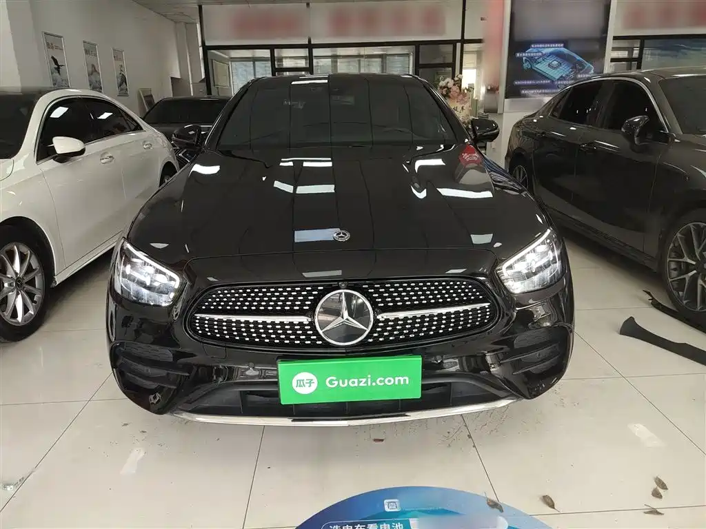 MERCEDES-BENZ E-CLASS
