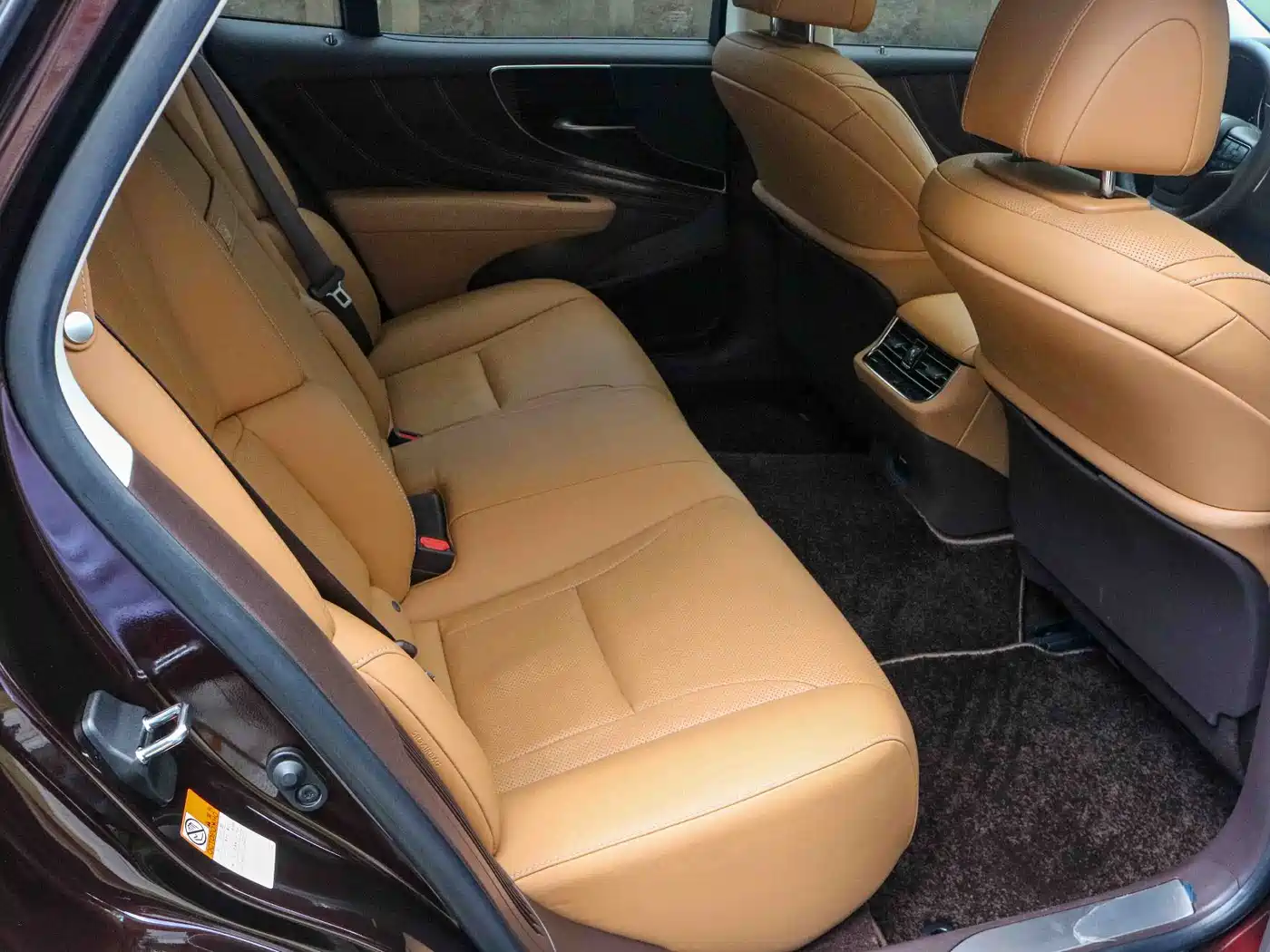 Lexus LS 2020 500h Excellence (China VI) фото 9