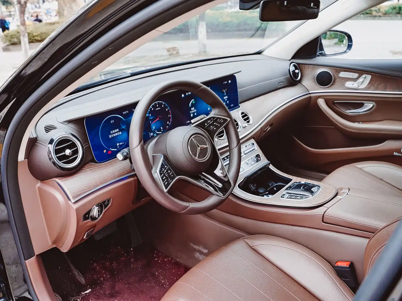 Mercedes-Benz E-Class 2021 E 300 L Fashion фото 5