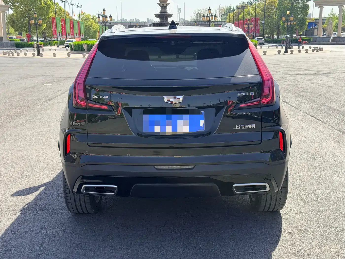 CADILLAC XT4