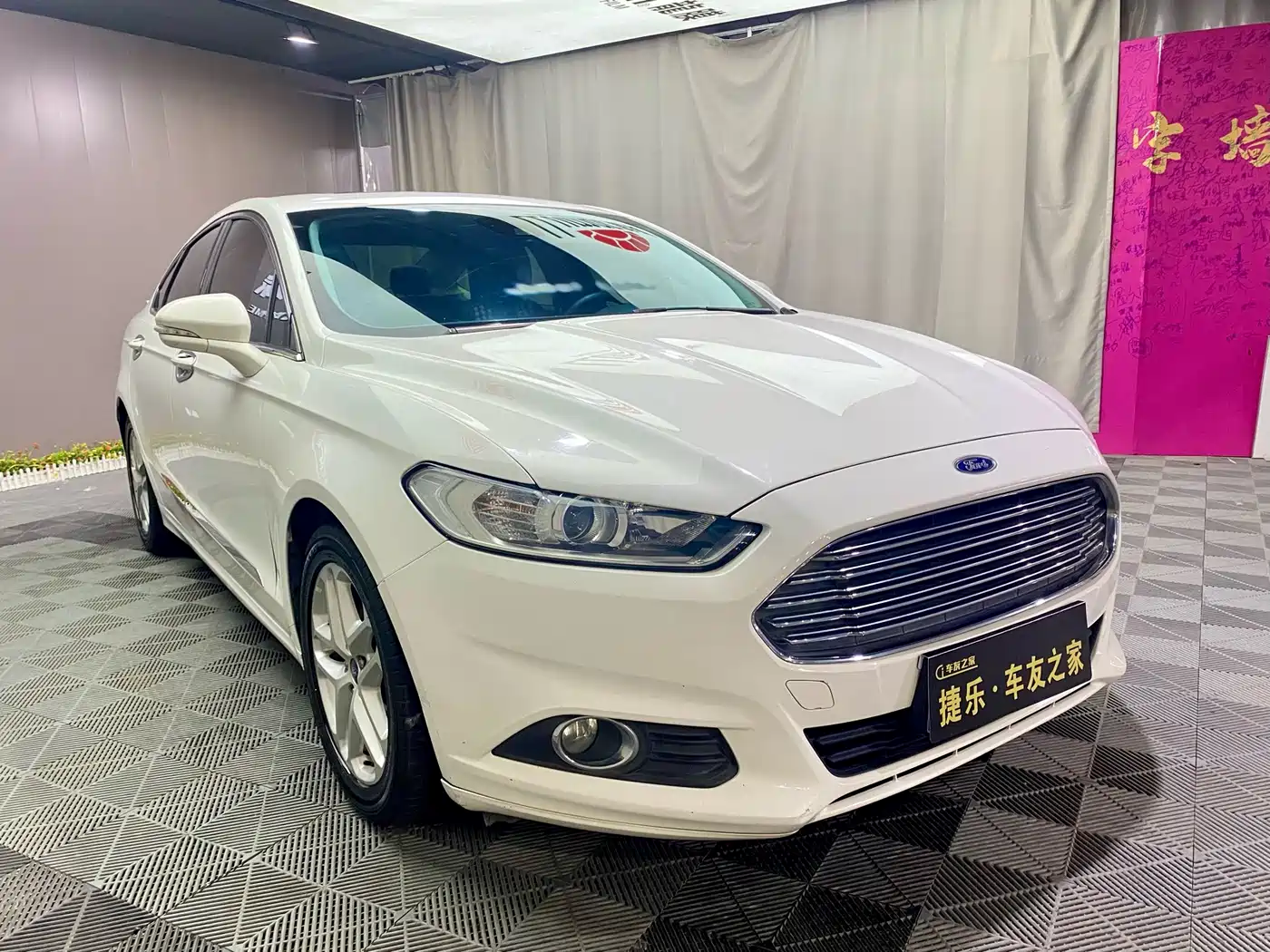 FORD MONDEO
