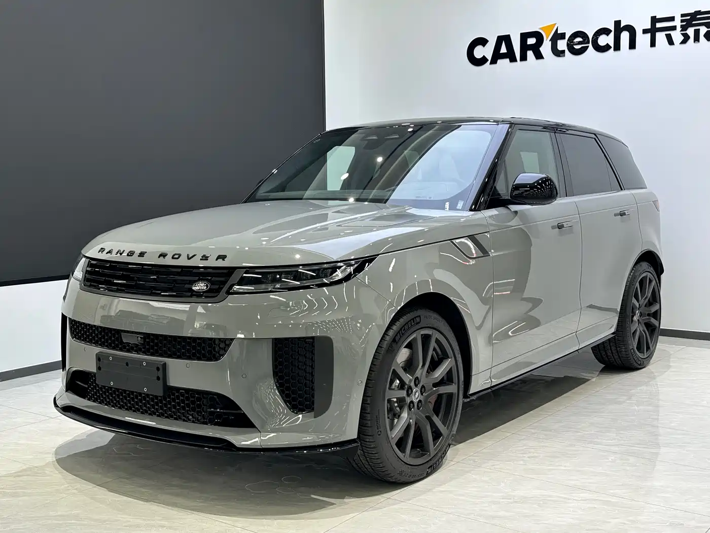 LAND ROVER RANGE ROVER SPORT 2026