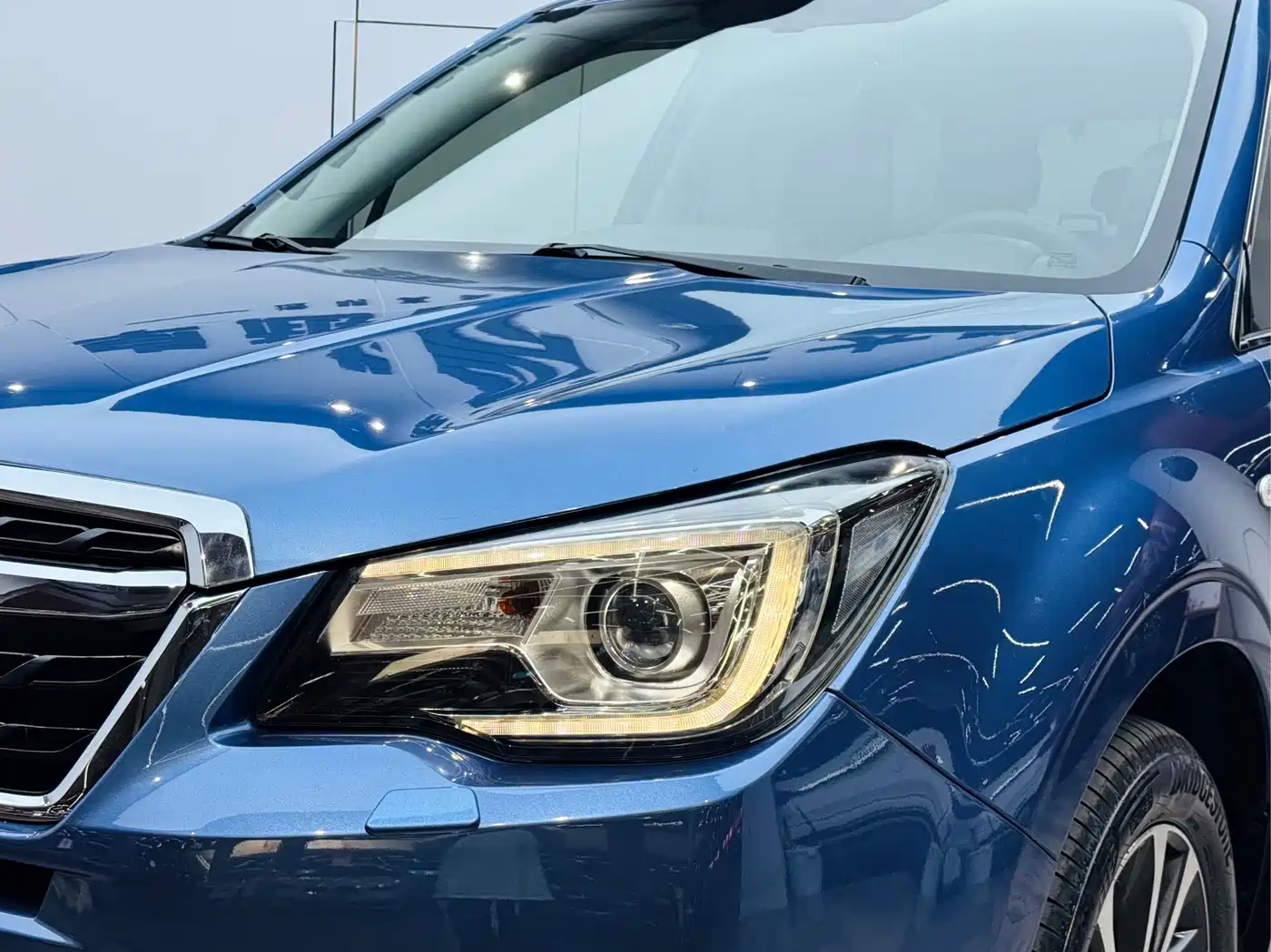 Subaru Forester 2018 2.0i Luxury Navigation Edition фото 8