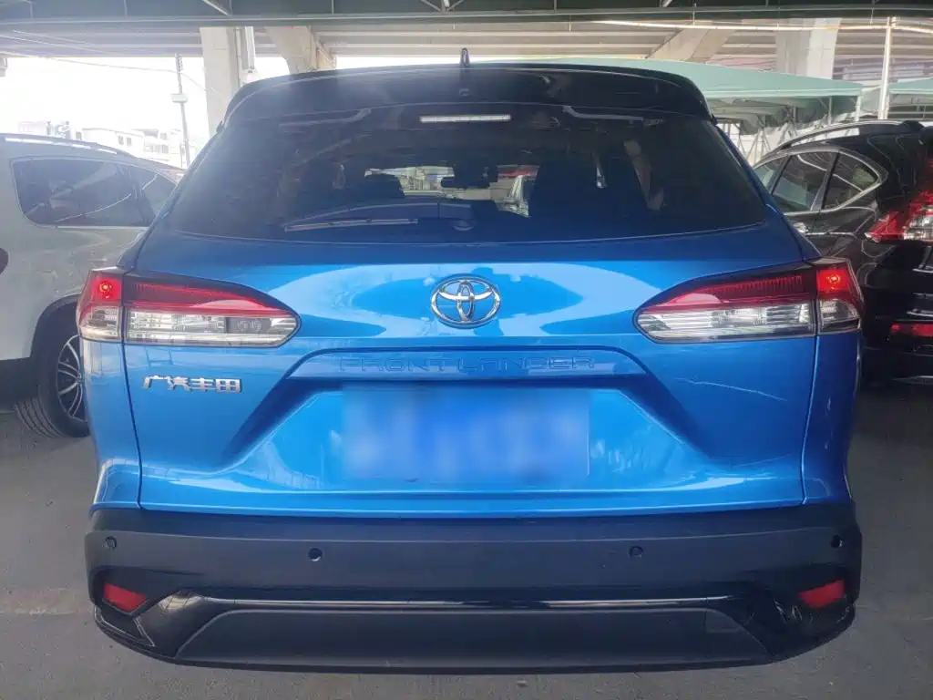 Photo 4 - Toyota Frontlander