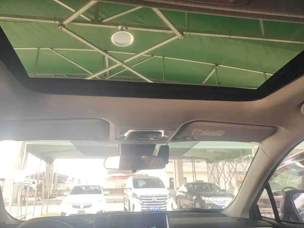 Photo 14 - Toyota Frontlander