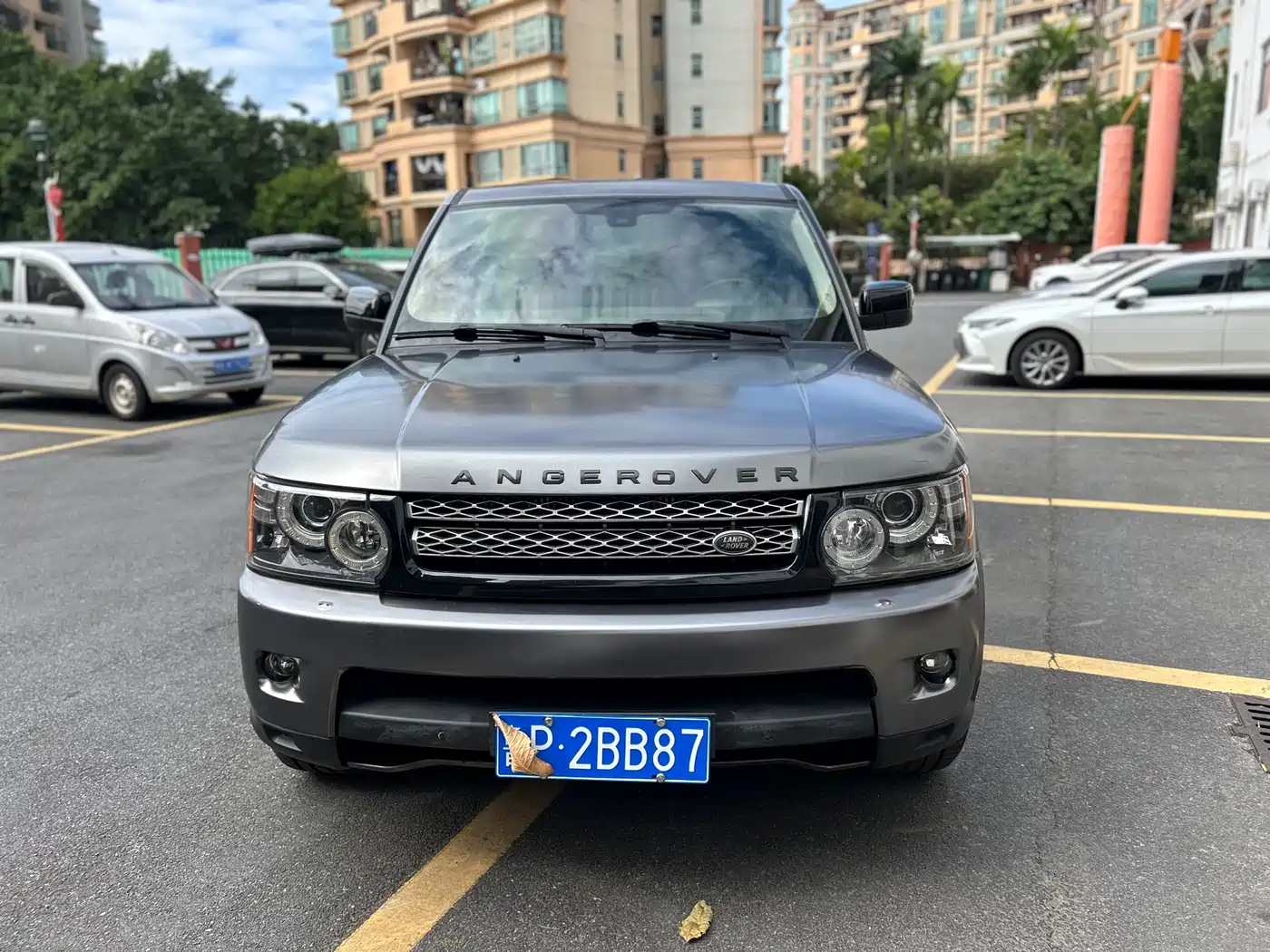 Land Rover Range Rover Sport 2011 3.0 TDV6 Diesel фото 3