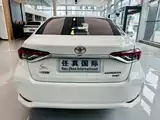 Фото 8 - Toyota Corolla