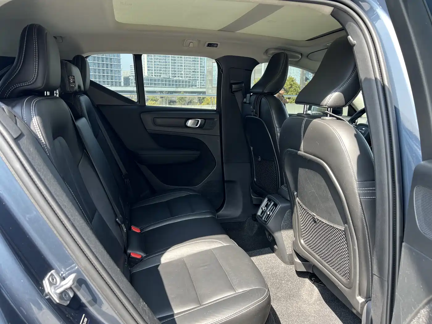 Фото 9 - Volvo XC40